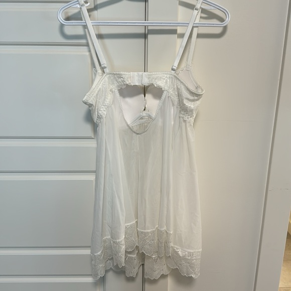 White lace Lingerie, Never worn - Picture 2 of 2